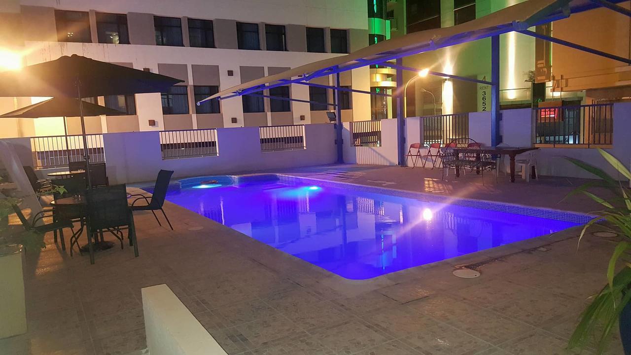 Symphony Tower Apartment Manama Exterior foto
